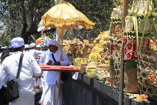 Besucher Des Tempels Von Lempuyang Indonesien — Stockfoto