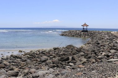 Endonezya 'daki Lempuyang tapınağından okyanus manzarası 