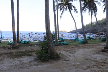 Endonezya 'daki Lempuyang tapınağından okyanus manzarası 