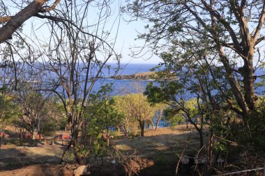 Endonezya 'daki Lempuyang tapınağından okyanus manzarası 