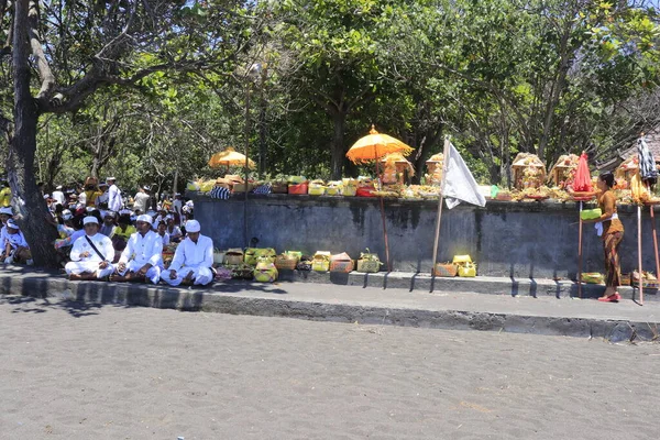 Besucher Des Tempels Von Lempuyang Indonesien — Stockfoto