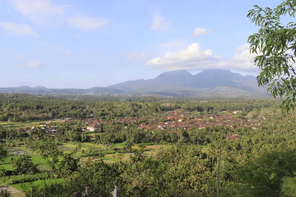 Θέα Βουνά Και Βουνό Του Νησιού Στην Ινδονησία Ubud — Φωτογραφία Αρχείου