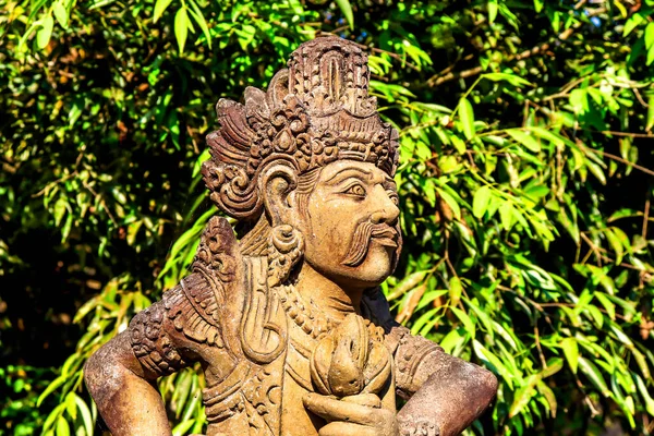 印度尼西亚Ubud的Tirta Empul神庙装饰和建筑 — 图库照片