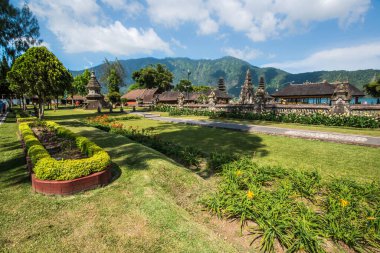 Ulun Danu Beratan Tapınağı, Endonezya 