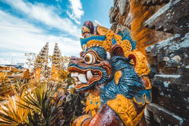 Ubud 'daki Endonezya tapınağı Ulun Danu Beratan