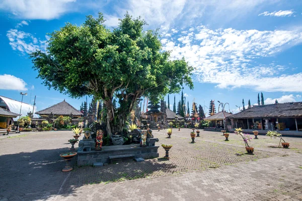 Indonesiska Templet Ulun Danu Beratan Ubud — Stockfoto