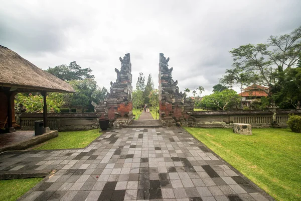 インドネシア 昼間のタマン アーユン寺院 — ストック写真