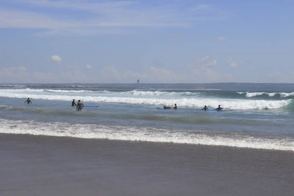 Strand Und Meer Tagsüber Dempasar Indonesien — Stockfoto