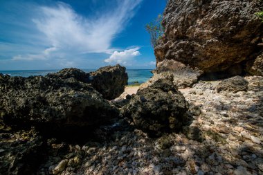 Padang Padang Plajı, Endonezya
