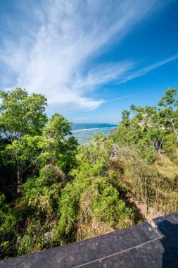 Padang Padang Sahili, Endonezya