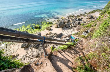 Padang Padang Sahili, Endonezya