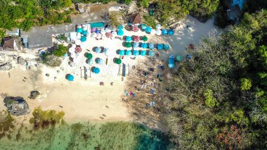 Padang Padang Sahili, Endonezya