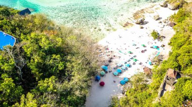 Padang Padang Sahili, Endonezya