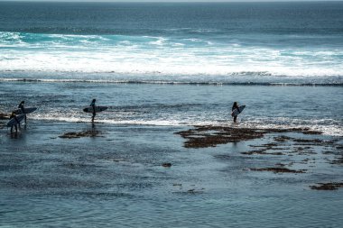 Endonezya 'daki Padang Padang plajı 