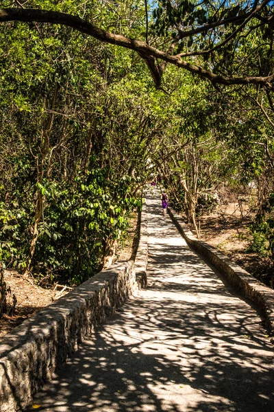 Hermoso Templo Uluwatu Dempasar Indonesia —  Fotos de Stock