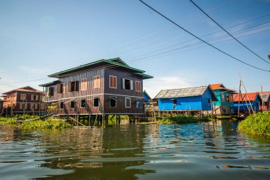 Myanmar 'da göl manzarası