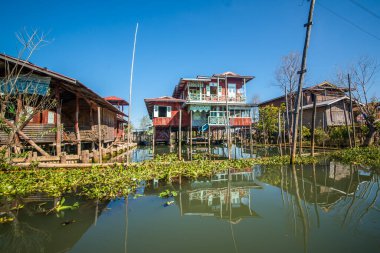 Myanmar 'da göl manzarası