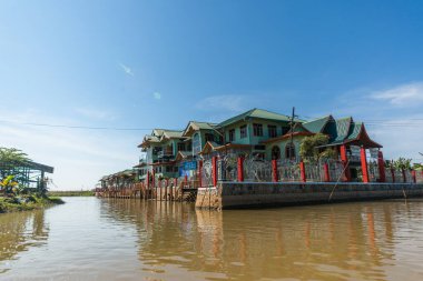 Myanmar 'da göl manzarası