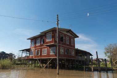 Myanmar 'da göl manzarası