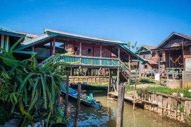 Myanmar 'da göl manzarası