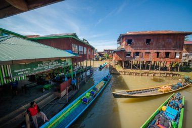 Myanmar 'da gündüz görüntüsü