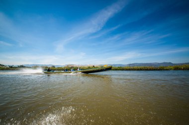 Myanmar 'da göl manzarası