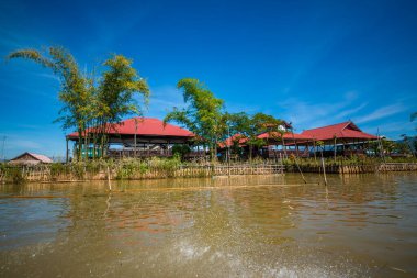 Myanmar 'da göl manzarası