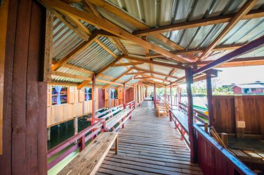 Gündüz vakti, Myanmar. 