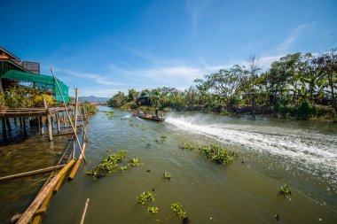 Myanmar 'da göl manzarası
