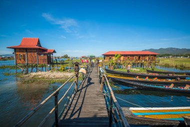 Gündüz vakti, Myanmar. 