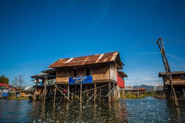 Gündüz vakti, Myanmar. 