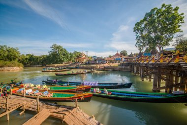 Gündüz vakti, Myanmar. 