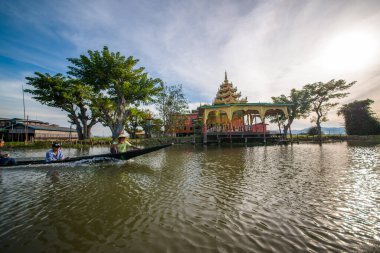 Myanmar 'da göl manzarası