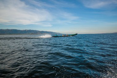 Myanmar 'da göl manzarası