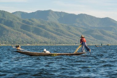 Myanmar 'da göl manzarası
