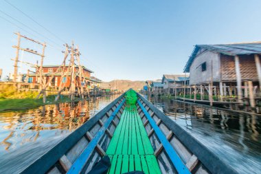 Myanmar 'da göl manzarası