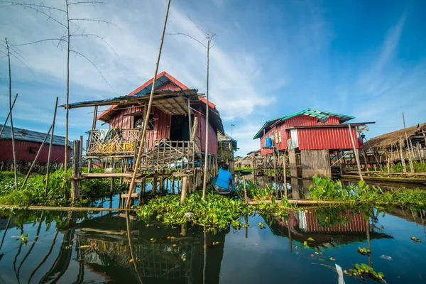 Pueblo Lago Inle Myanmar — Foto de Stock