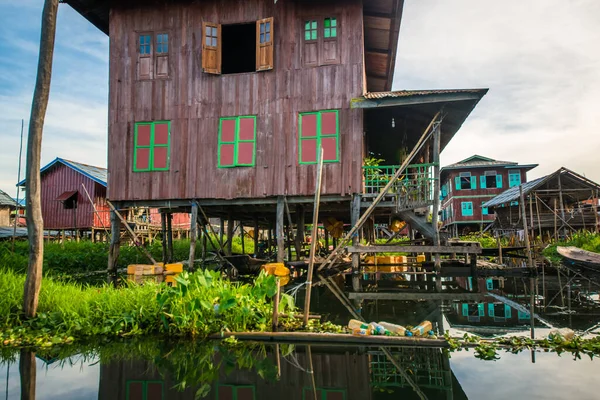 Pueblo Lago Inle Myanmar — Foto de Stock