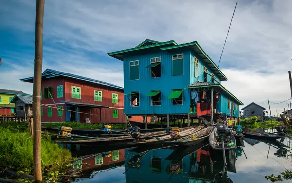 Pueblo Lago Inle Myanmar — Foto de Stock