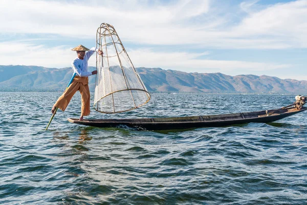 Barco Con Pescadores Inle Lake Myanmar —  Fotos de Stock