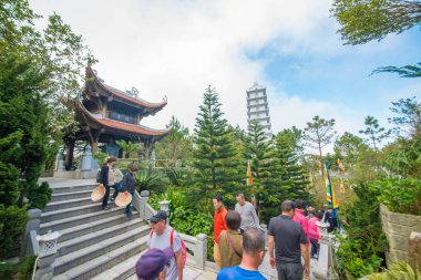 Vietnam 'da Sunworld Ba Na Hills Parkı' na bakan turistler, Da Nang