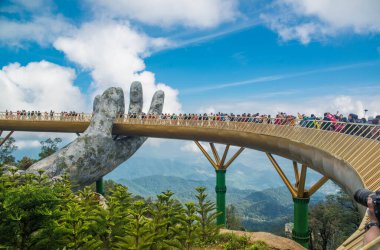 Vietnam. Da Nang. Altın Köprü