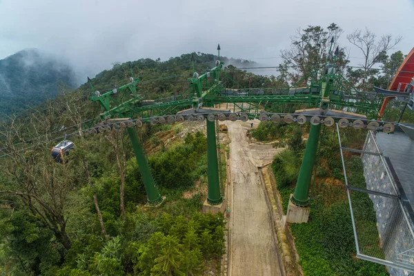 Vietnam Nang Puente Oro — Foto de Stock