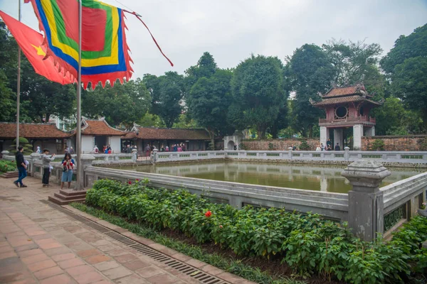 Вьетнам Ханой Храм Литературы — стоковое фото