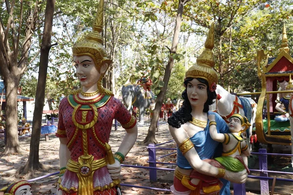 Thailand Ang Thong Visning Wat Muang Tempel - Stock-foto