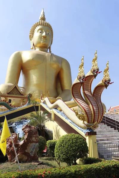 Tailandia Ang Thong Una Vista Del Templo Wat Muang —  Fotos de Stock