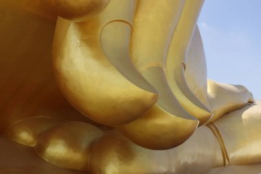 Ang Thong, Thialand 'daki Buda anıtının kısmi görüntüsü