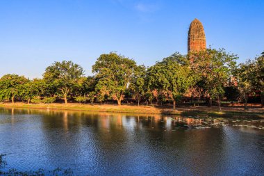Tayland. Chiang Mai. Wat Chedi Luang Tapınağı