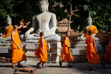 Tayland. Ayutthaya. Wat Yai Chai Mongkhol Tapınağı manzarası.