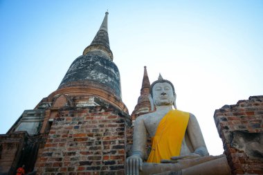 Tayland. Ayutthaya. Wat Yai Chai Mongkhol Tapınağı manzarası.